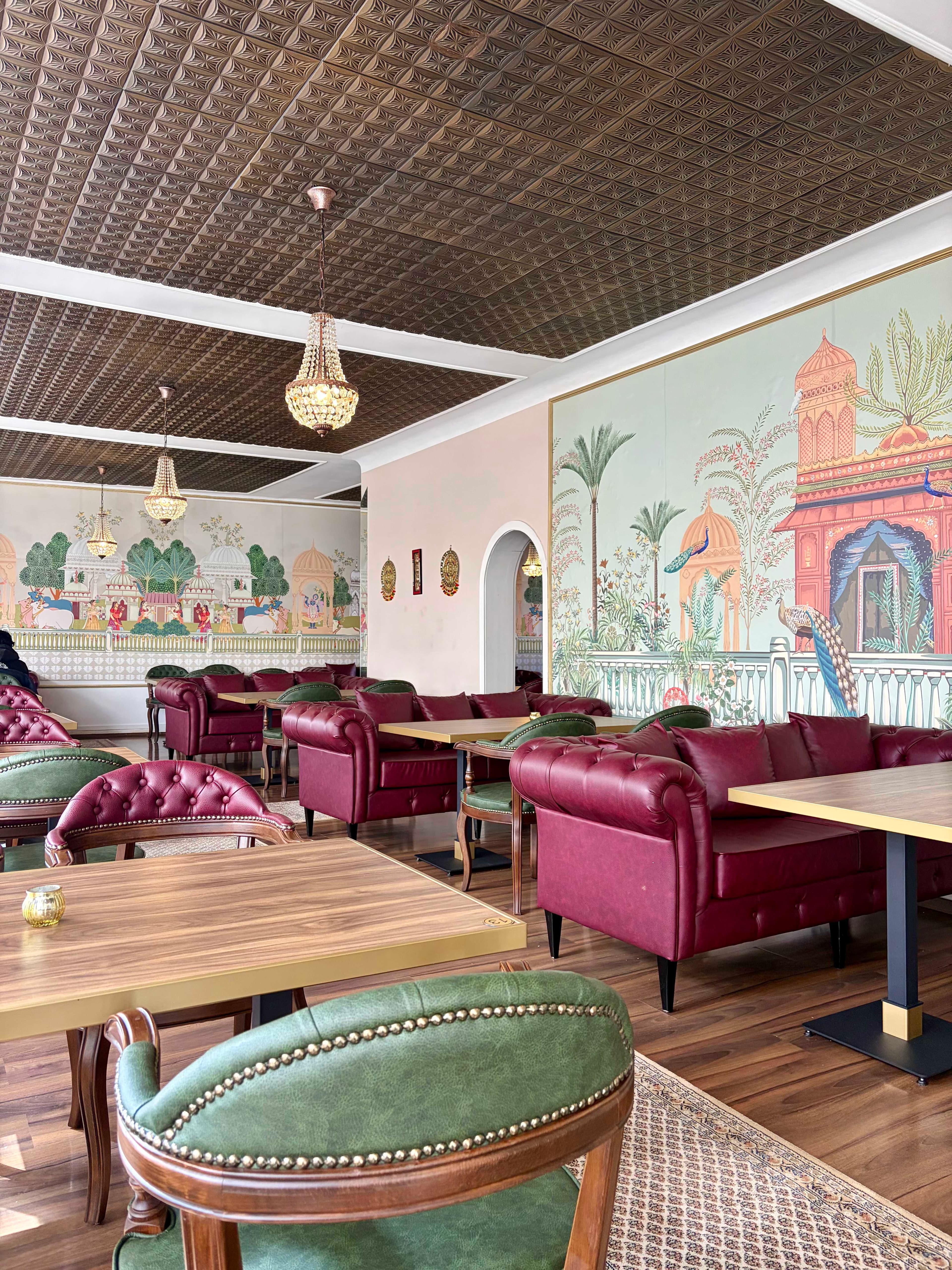 Restaurant Ambiance